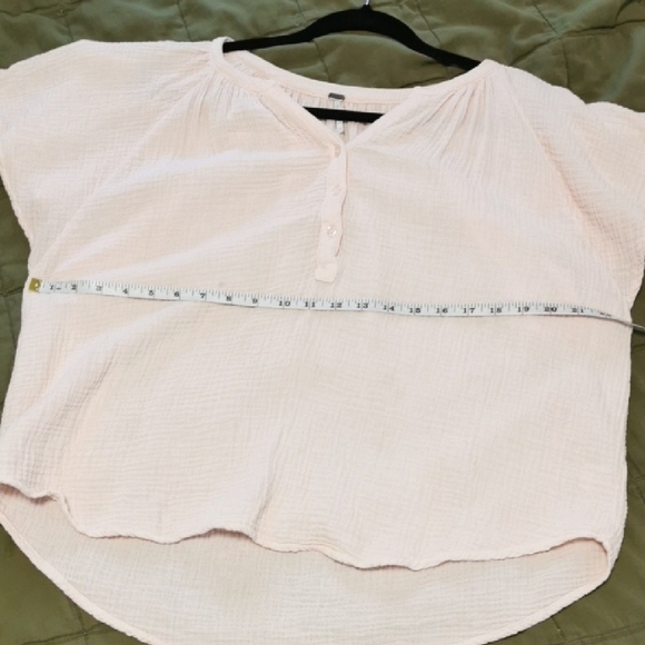 Women's Pink Button-Front Top - Picture 5 of 5